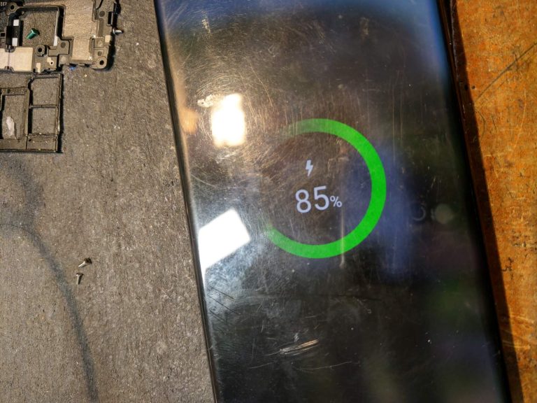 Samsung Galaxy Note20 ULTRA 5g смяна на fpc конектор