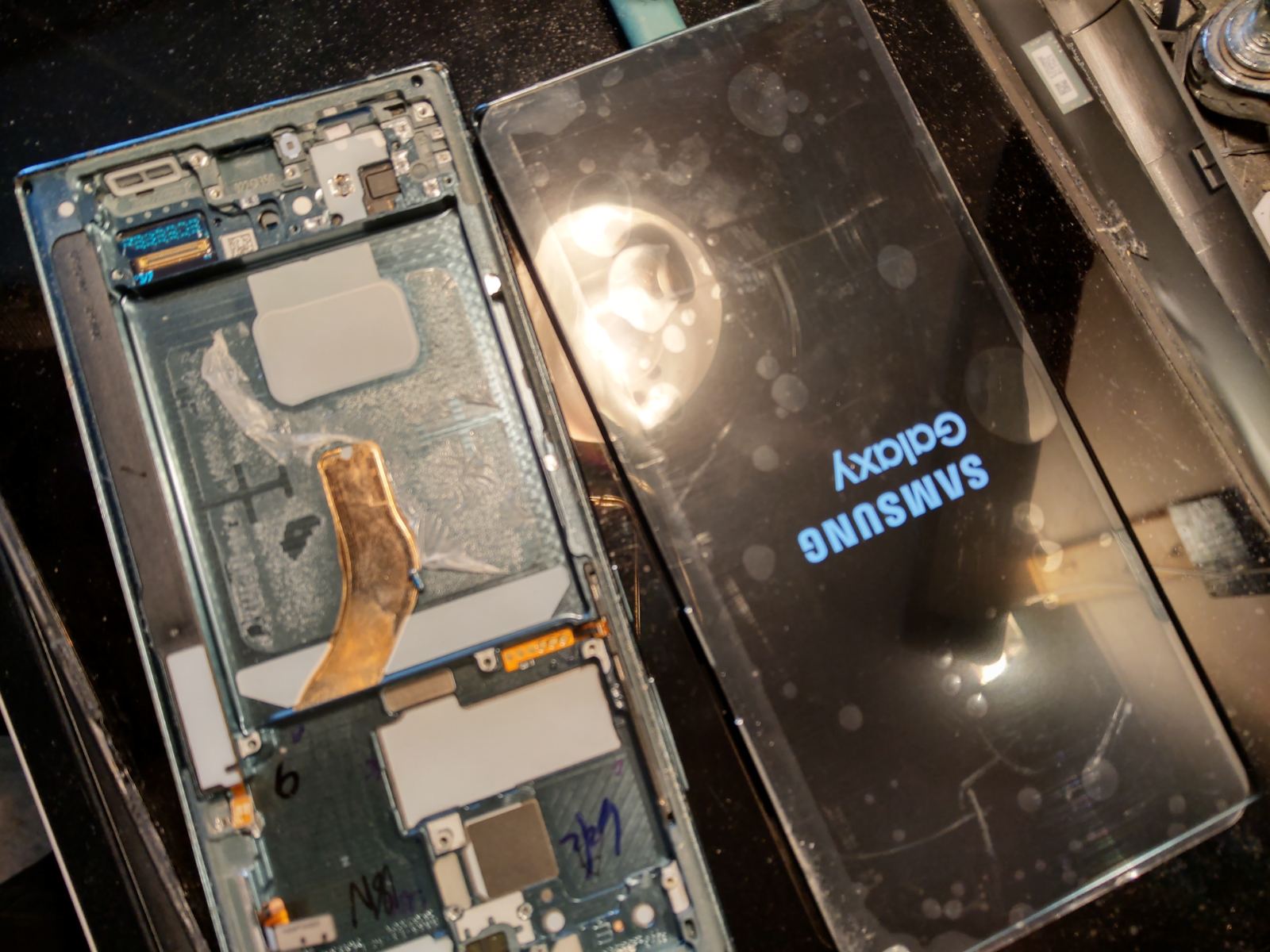 Samsung S22 Ultra 5G смяна на дисплей