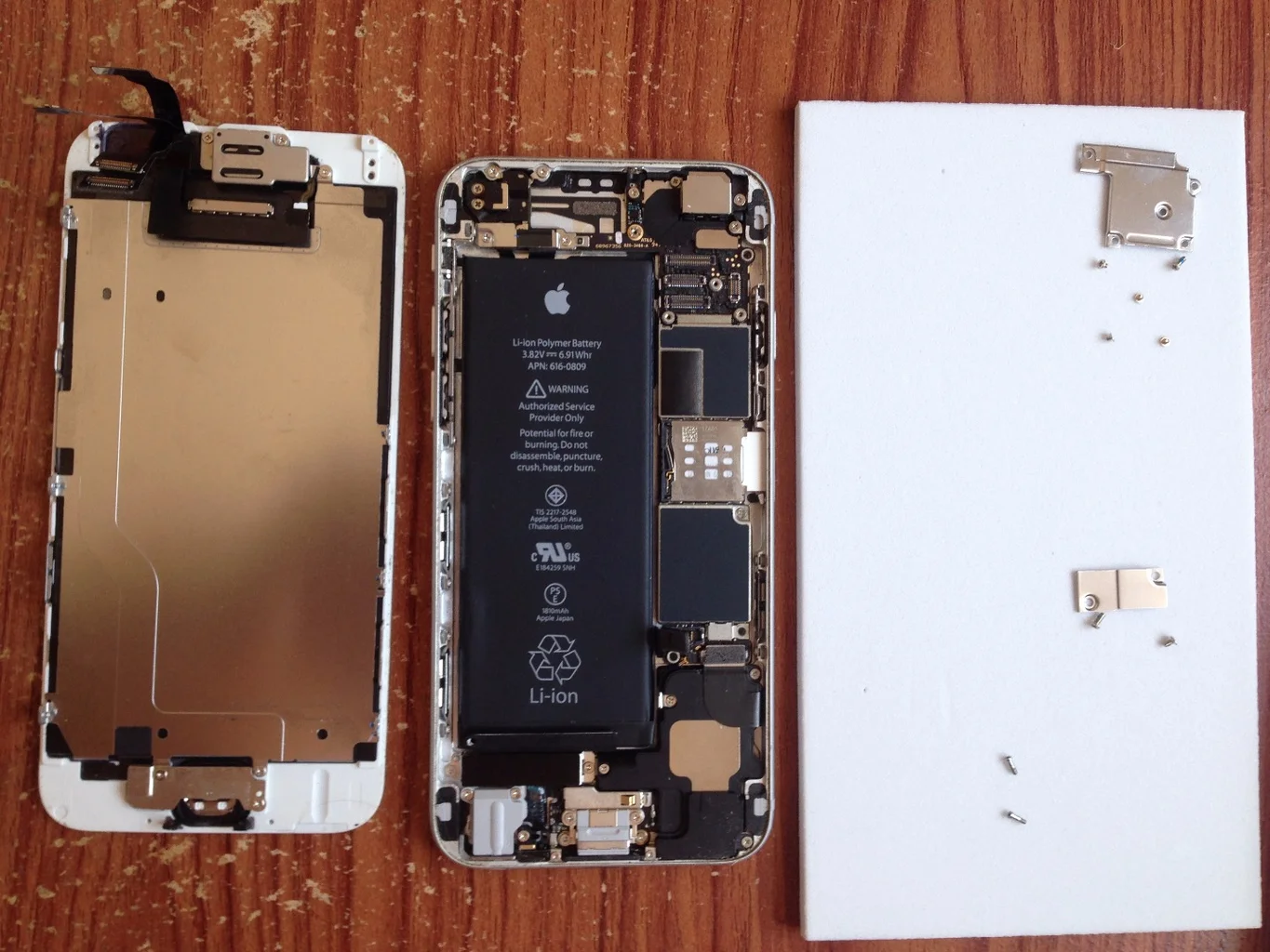 Iphone 6s смяна на батерия