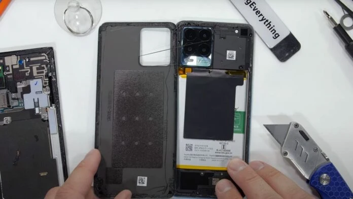Realme 8 смяна на дисплей