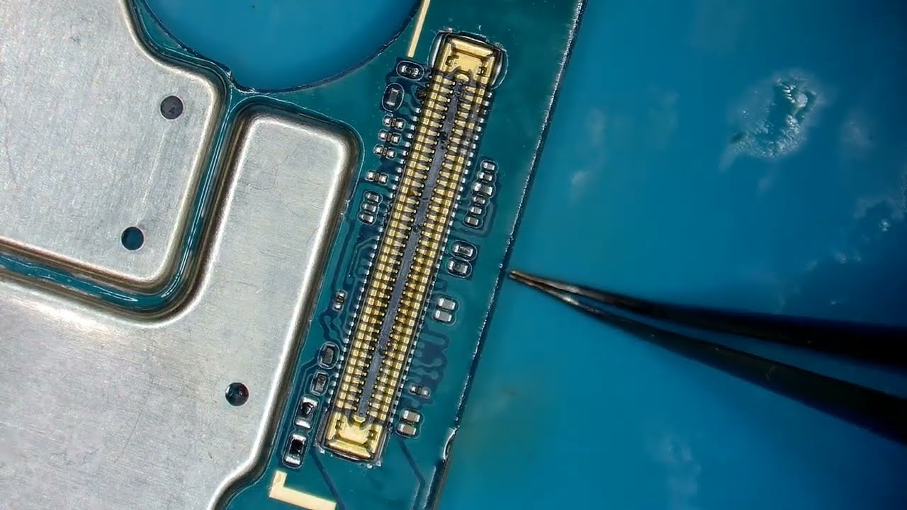 Samsung A52 смяна на конектор fpc