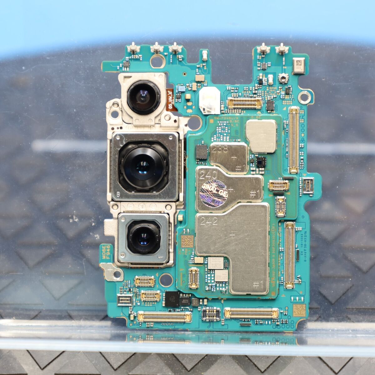 Samsung A13 5g ремонт след намокряне